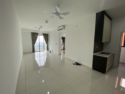 Partially Furnished Amber Residences Kota Kemuning for Rent