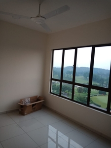 Suria Putra Condo 3 bedrooms for sales Move in facing Pool view