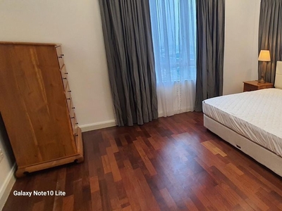 Surian Residences fully furniture For Rent