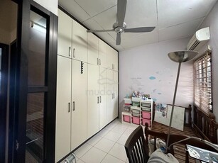 Meridian Townhouse Apartment For Sale- Taman SEA Petaling Jaya