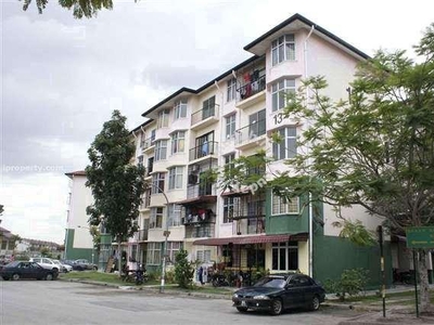 Apartment Ruvena Villa, Putra Perdana,Puchong LEVEL 1