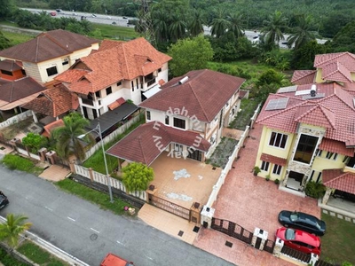 GATED GUARDED 2 Storey Bungalow House Putra Hill Seri Putra Bangi