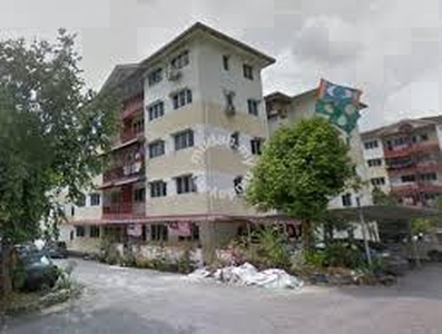 Rumah untuk dijual Taman perkasa hulu langat block M12 with balcony