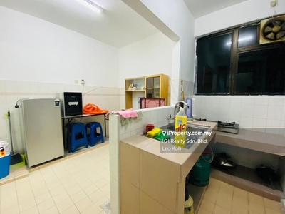 Renovated Kitchen Extend with Cabinet, Near Mrt Station