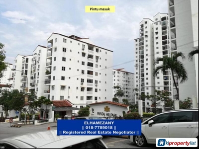 3 bedroom Condominium for sale in Pantai