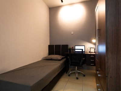 AFFORDABLE Single Room with aircond at Danau Kota Suite Apartment, Kuala Lumpur