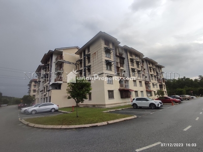 Apartment For Auction at Sinar Apartment