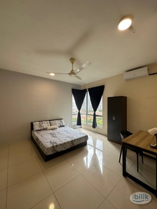 Comfy Master Bedroom Rental ‍ Recommended for Students & Working Adults ✨