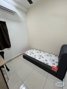 Cozy Single Room For Rent in Verando Residence, Petaling Jaya Sunway Taylor's