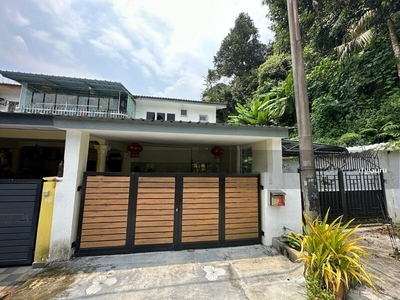 Double Storey House , Renovated , Extra Land Side , Taman Wangsa Cheras , Ampang