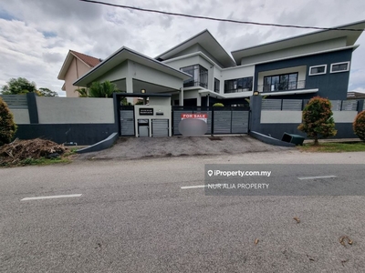 Fully Furnished,Country Heights Kajang Brand New 2 Storey Bungalow