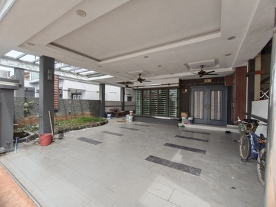 RENOVATED & EXTENDED Big Terrace with Gardenscape 2-Storey End Lot Terrace House @ Jalan Kerongsang, Bandar Puteri Klang