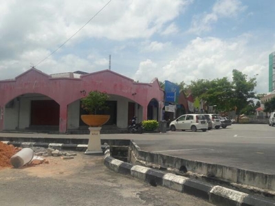 Shop for sale in Melaka Tengah